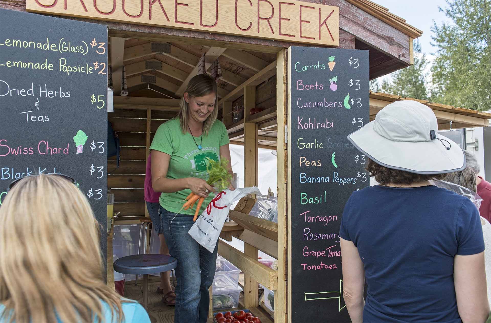 community-market-photo